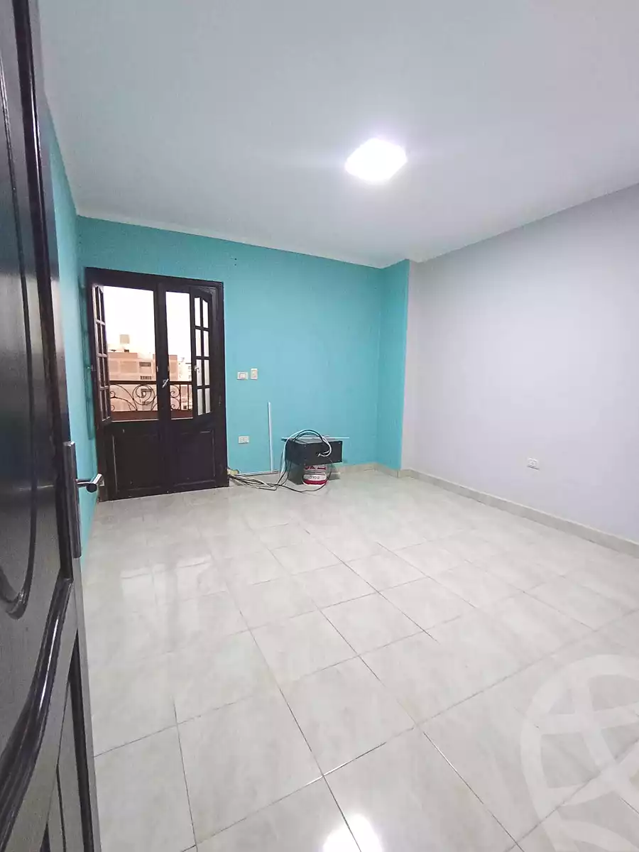https://aqarmap.com.eg/ar/listing/6770723-for-rent-cairo-helwan-zou-el-fekar-basha-st