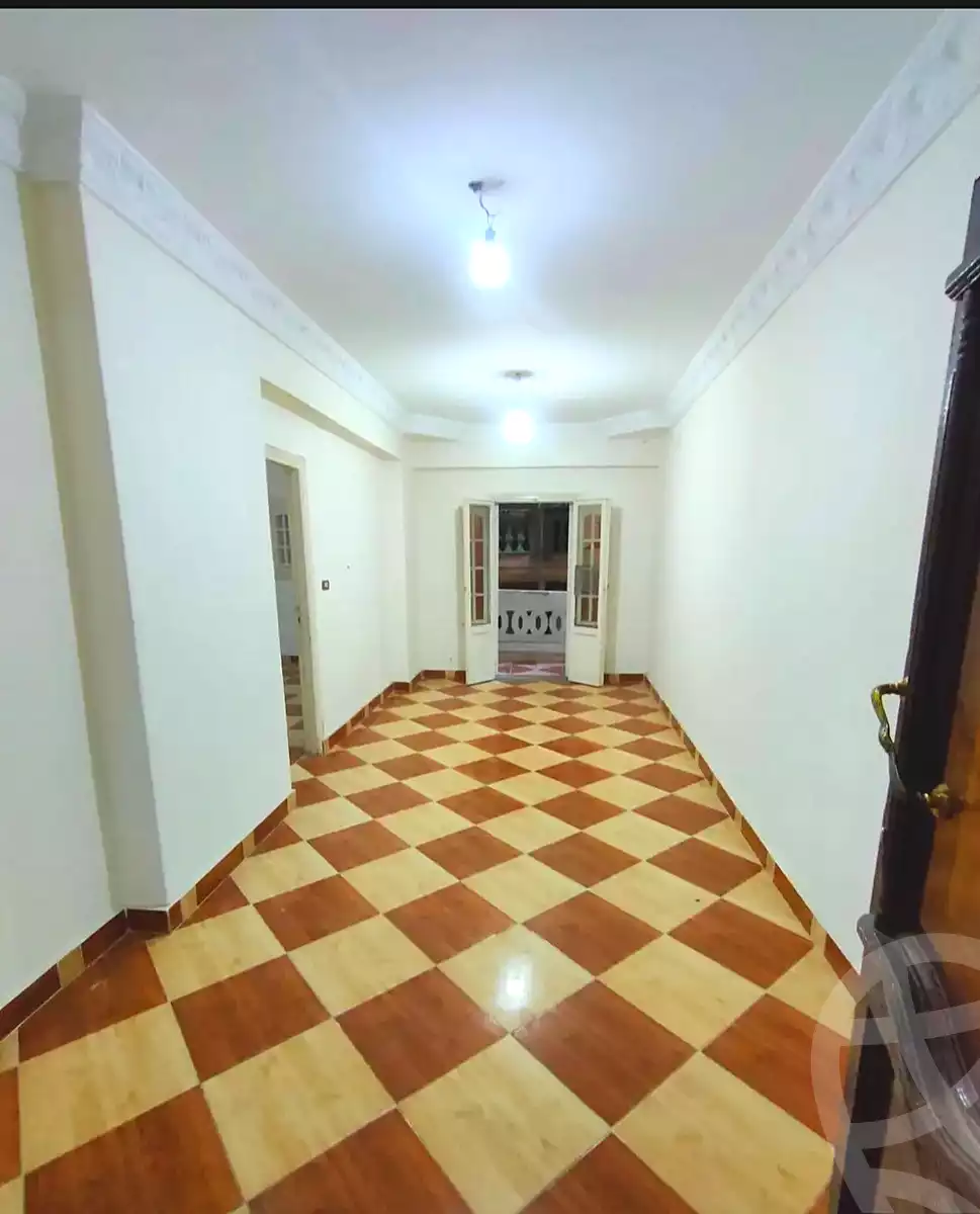 https://aqarmap.com.eg/en/listing/6770815-for-sale-alexandria-lsywf-el-falki