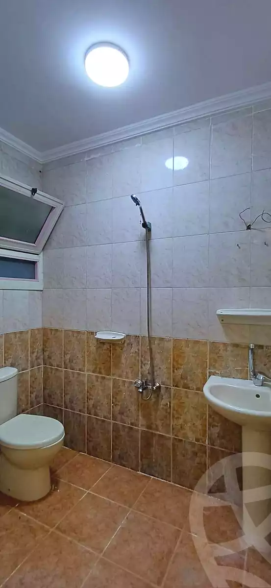 https://aqarmap.com.eg/ar/listing/6771351-for-rent-alexandria-l-jmy-bw-ywsf