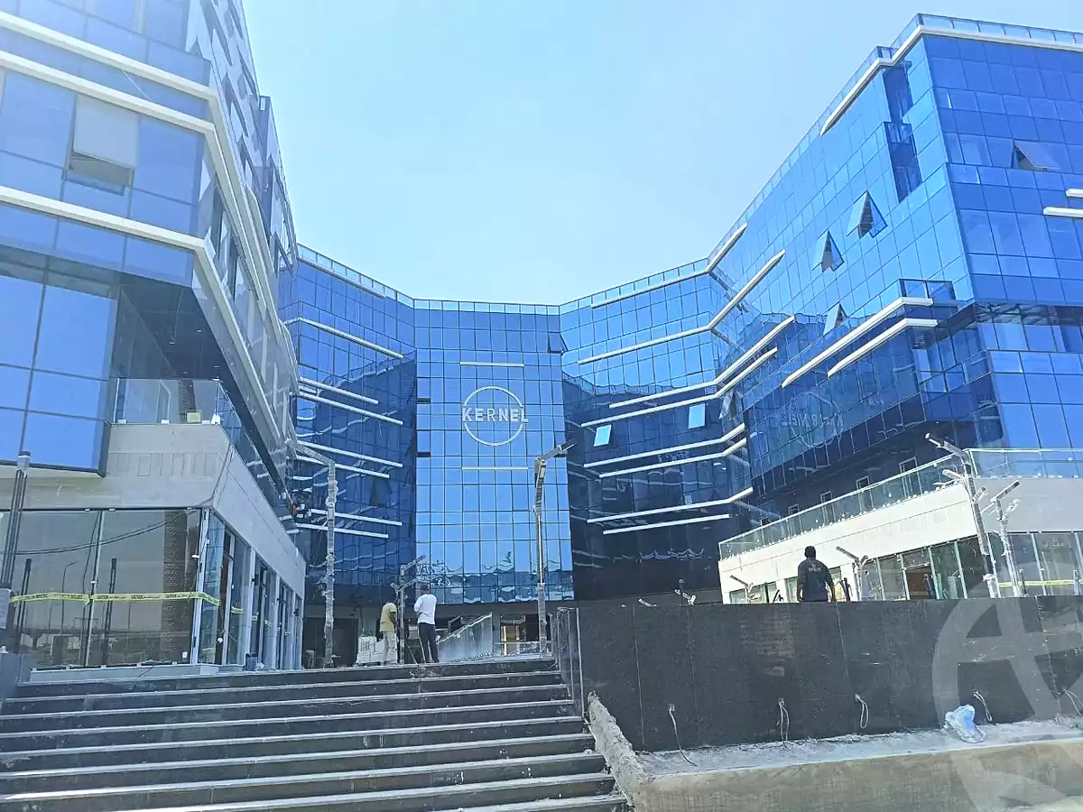 https://aqarmap.com.eg/ar/listing/6771664-for-rent-cairo-new-cairo-compounds-krnyl-byzns-hb-fyks-llttwyr-l-qry