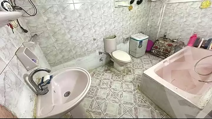 https://aqarmap.com.eg/en/listing/6771797-for-sale-alexandria-camp-cesar-al-anba-younis-st