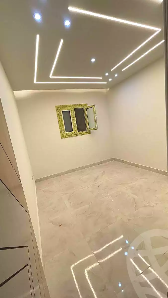 https://aqarmap.com.eg/ar/listing/6771824-for-sale-alexandria-l-jmy-lbytsh-ibrahim-othman-st