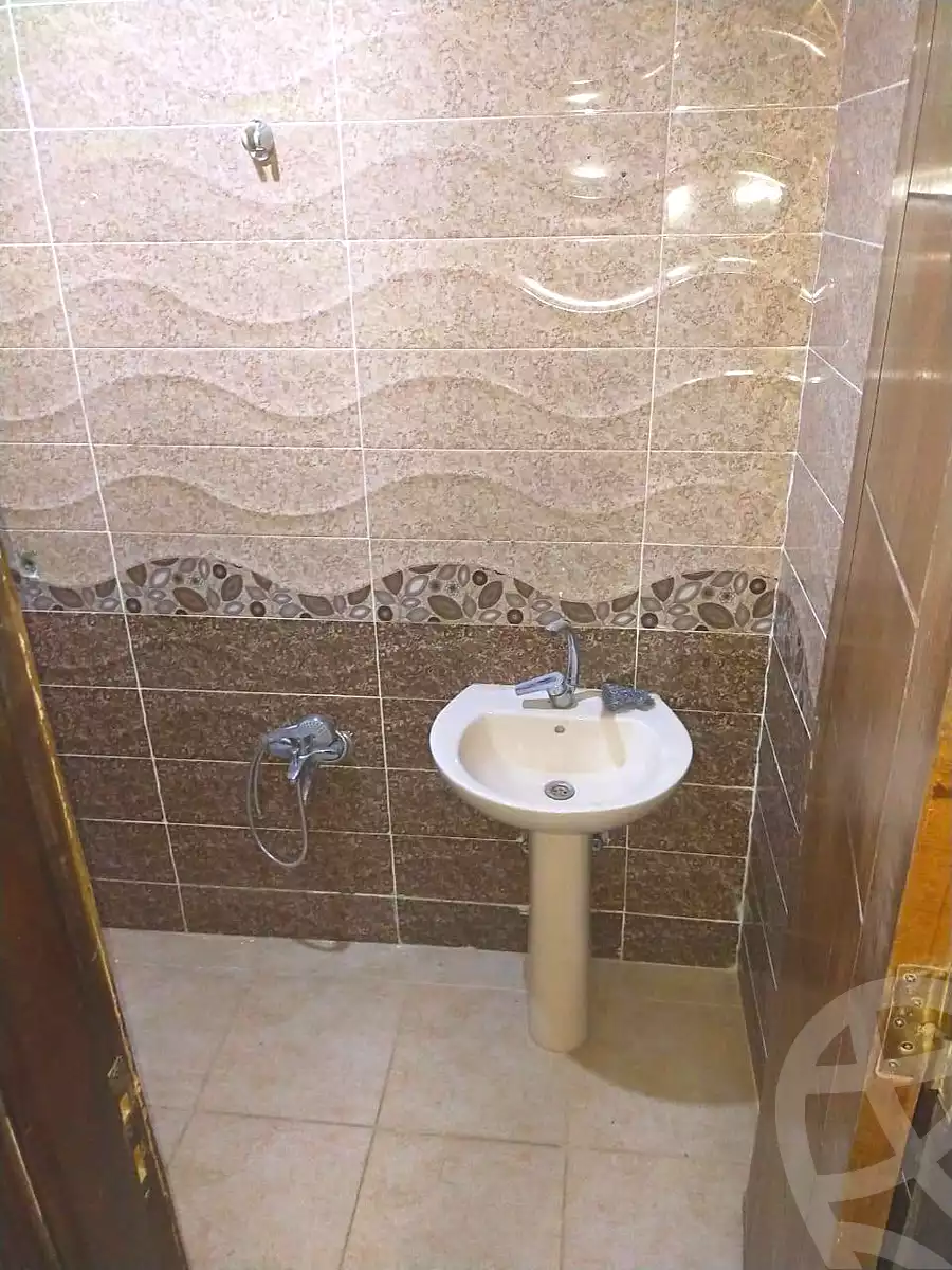 https://aqarmap.com.eg/ar/listing/6772305-for-rent-cairo-helwan-helwan-el-sharkeya-abd-el-rahman-pasha-st