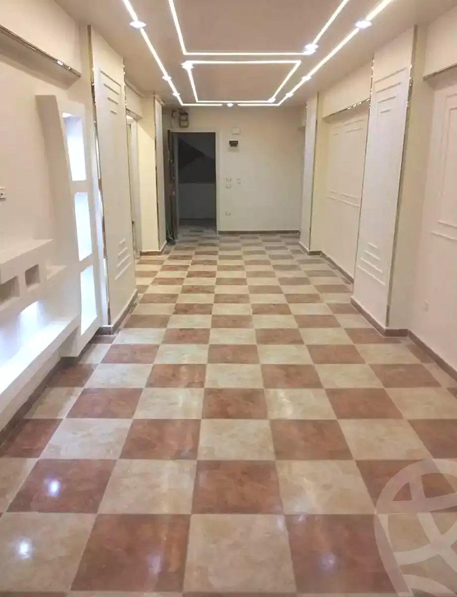 https://aqarmap.com.eg/ar/listing/6772607-for-sale-alexandria-lsywf-el-falki