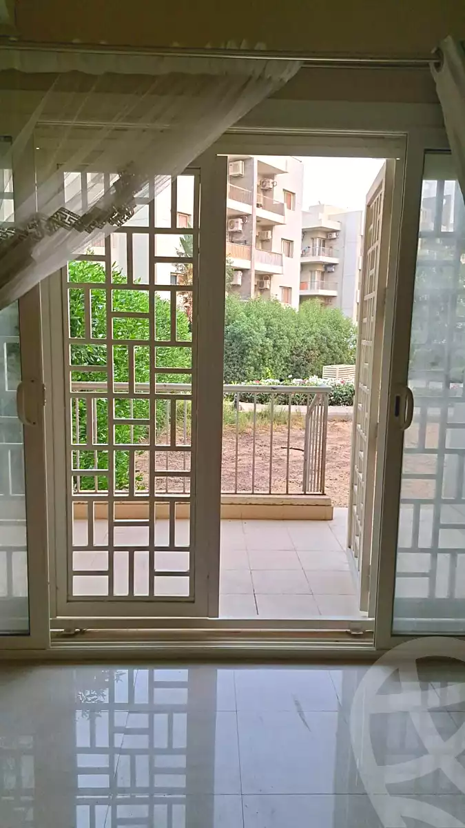 https://aqarmap.com.eg/ar/listing/6772736-for-rent-cairo-el-sheikh-zayed-city-compounds-dh-drys