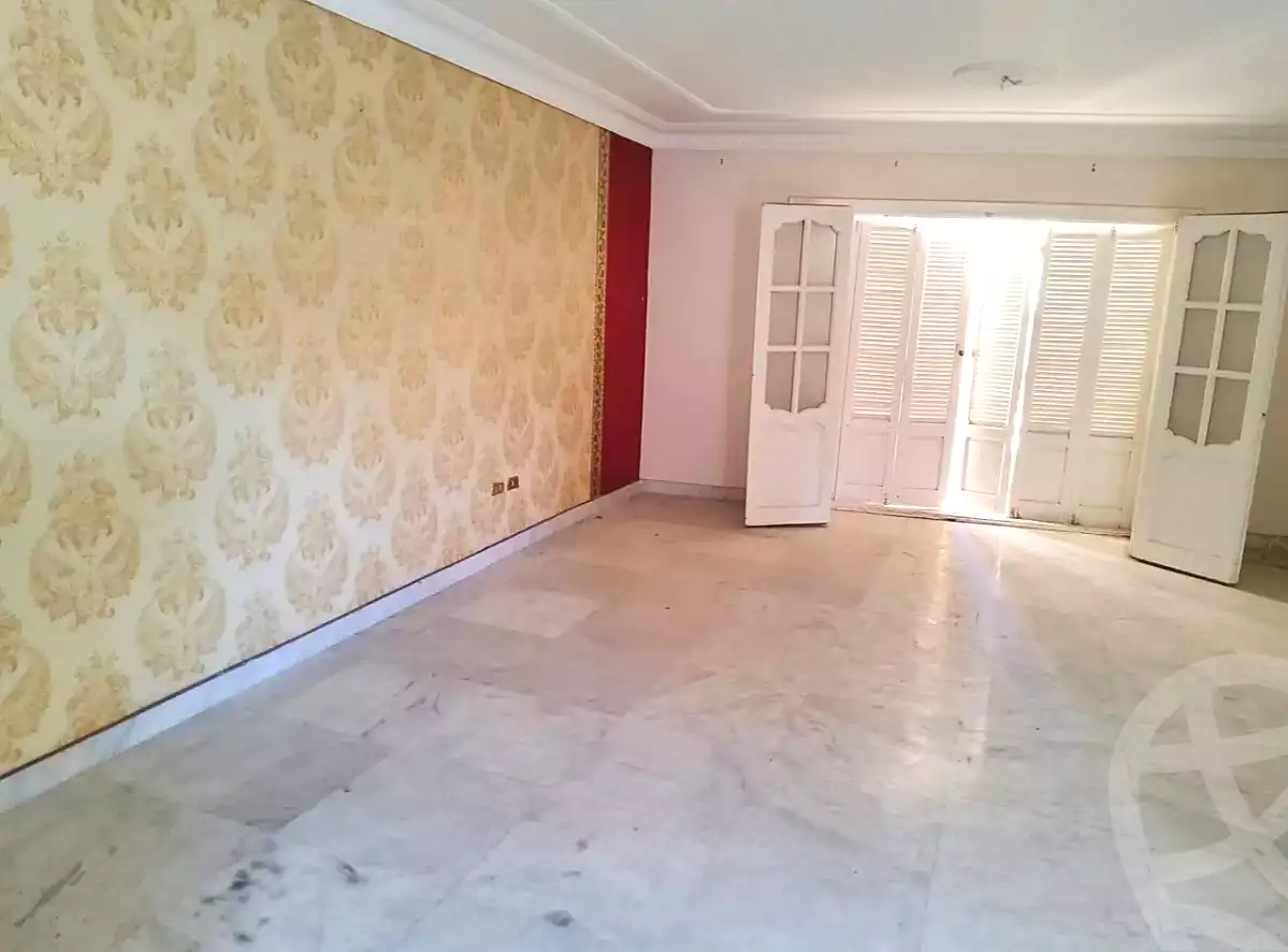 https://aqarmap.com.eg/ar/listing/6772747-for-sale-alexandria-ganaklis-shr-mrtdy-bsh