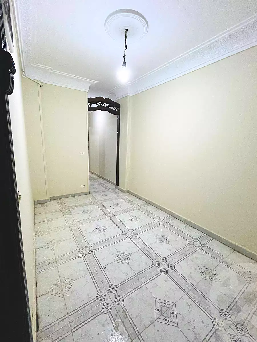 https://aqarmap.com.eg/en/listing/6772940-for-sale-alexandria-lsywf-el-falki