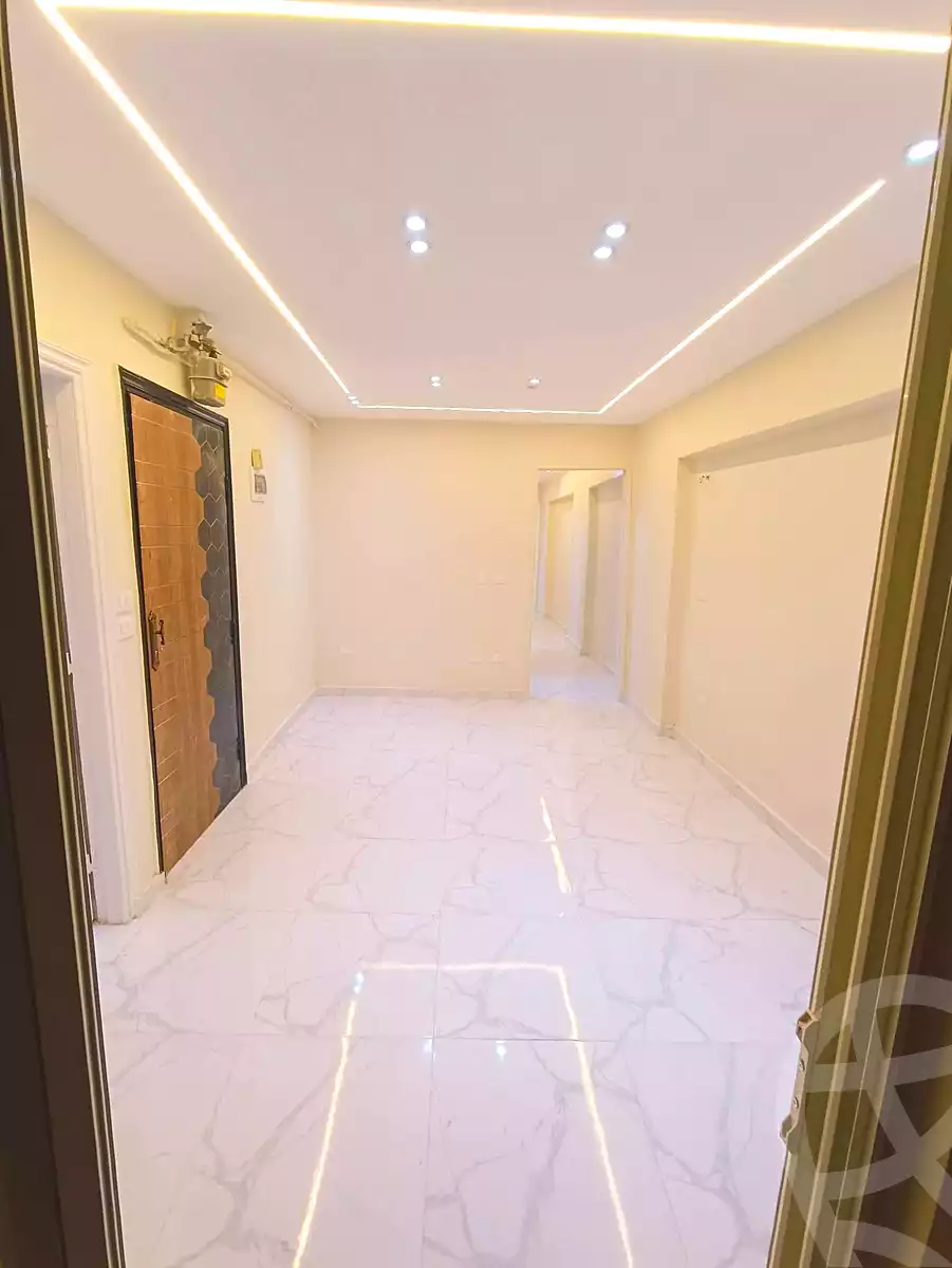 https://aqarmap.com.eg/en/listing/6773194-for-sale-alexandria-el-saraya-el-geish-rd