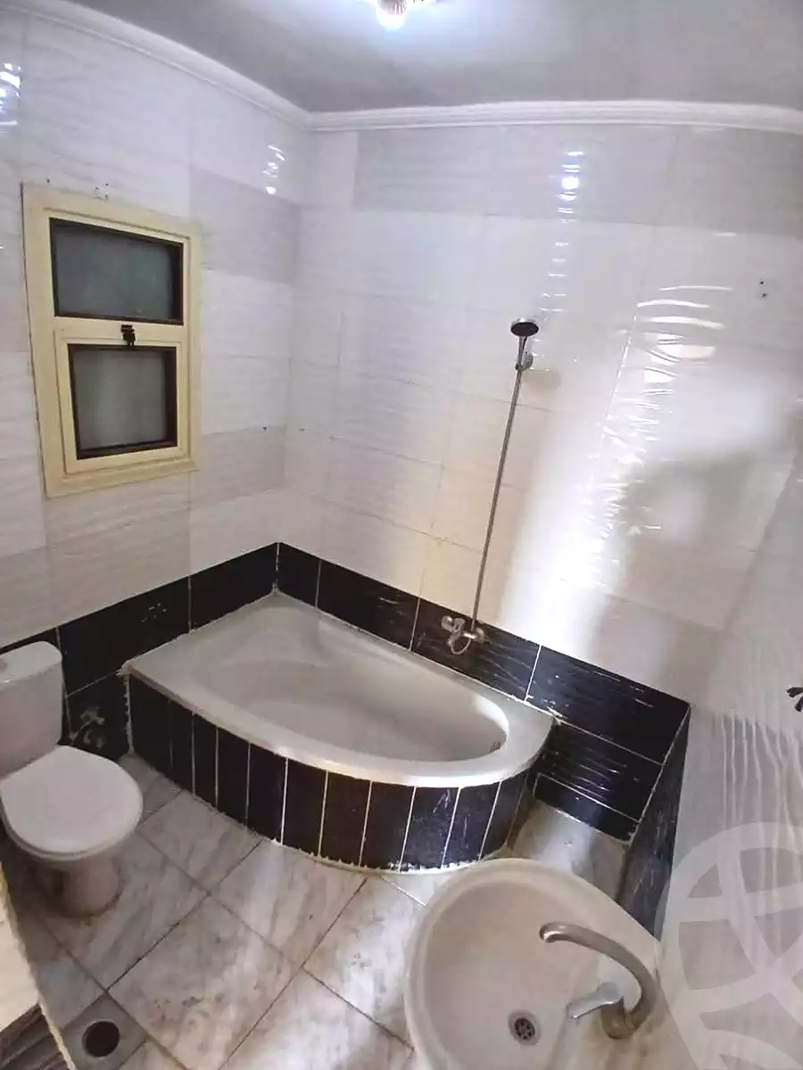 https://aqarmap.com.eg/ar/listing/6773461-for-sale-alexandria-fyktwry-shr-jml-bd-lnsr