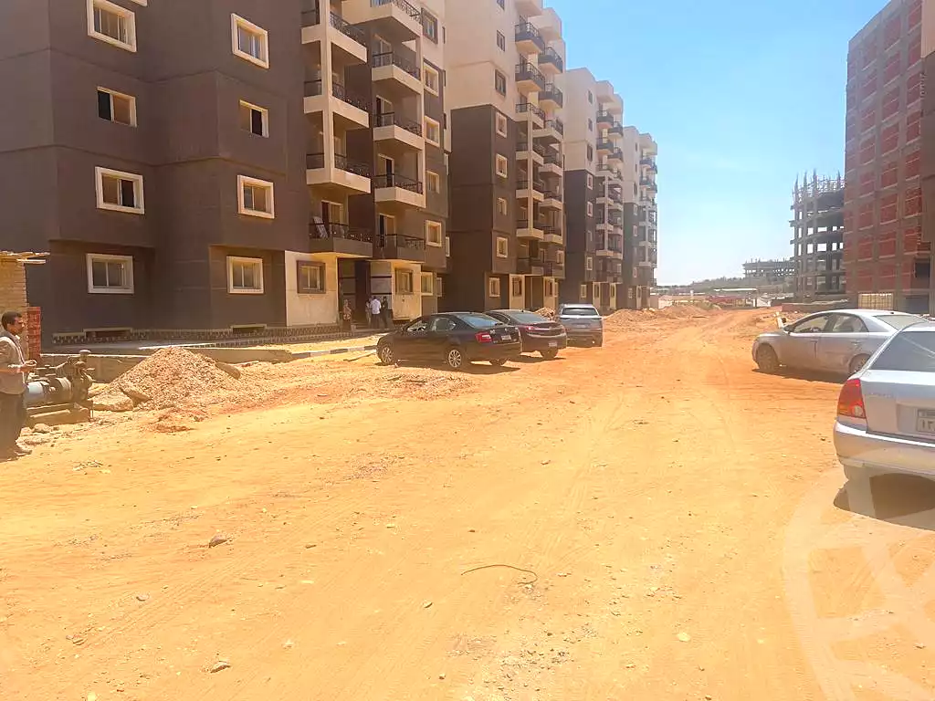 https://aqarmap.com.eg/ar/listing/6773735-for-sale-cairo-new-administrative-capital-r7-kmbwnd-stw