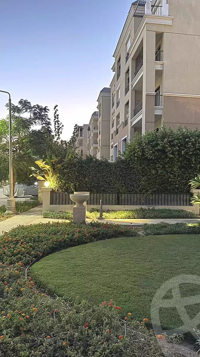 https://aqarmap.com.eg/ar/listing/6773906-for-sale-cairo-new-cairo-compounds-sarai-club-views-sarai-compound