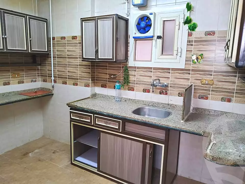 https://aqarmap.com.eg/ar/listing/6774775-for-sale-alexandria-ganaklis-shr-mrtdy-bsh
