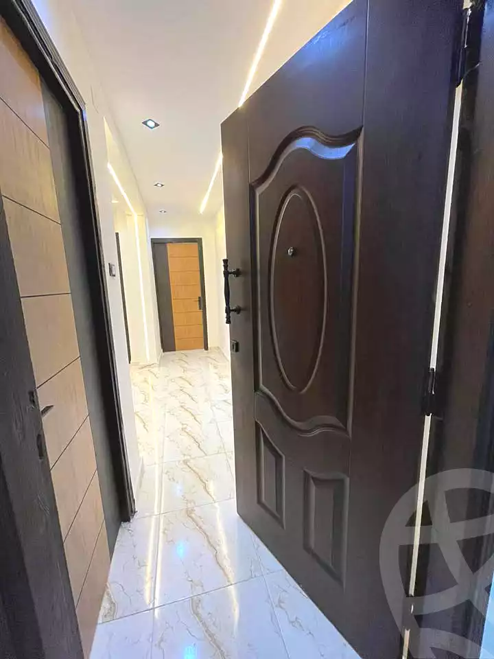 https://aqarmap.com.eg/ar/listing/6774808-for-sale-alexandria-el-asafra-shr-45