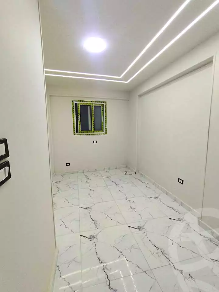 https://aqarmap.com.eg/ar/listing/6774939-for-sale-alexandria-el-asafra-shr-45