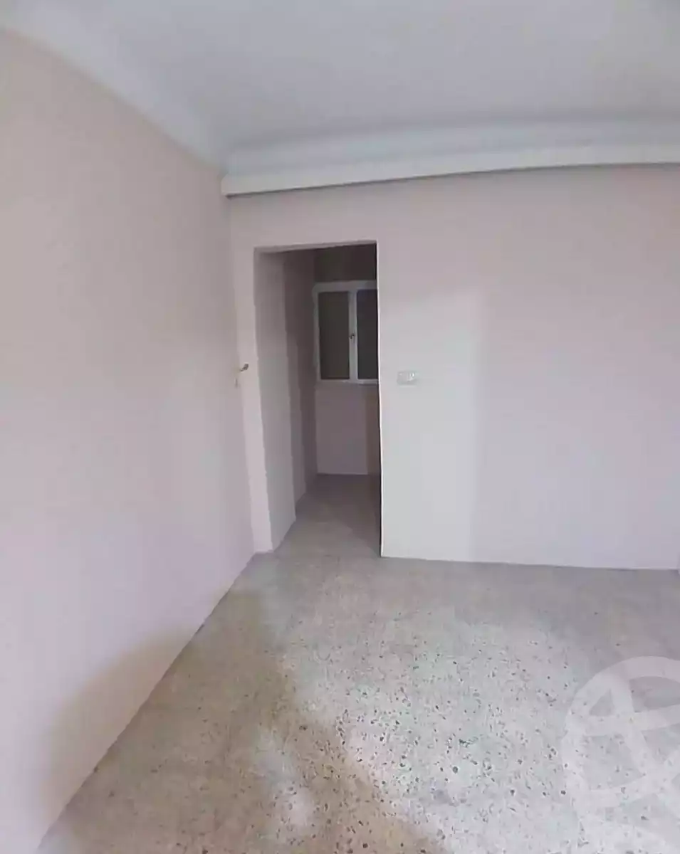 https://aqarmap.com.eg/ar/listing/6775121-for-rent-alexandria-ganaklis-shr-mrtdy-bsh