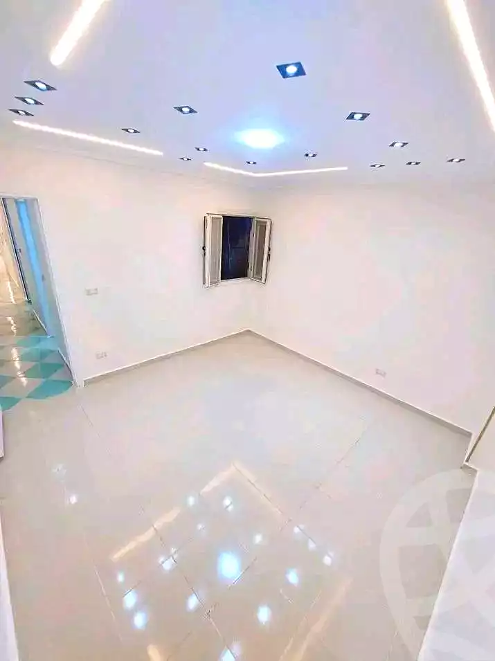 https://aqarmap.com.eg/ar/listing/6775146-for-sale-alexandria-sydy-bshr-sydy-bshr-bhry-shr-khld-bn-lwlyd