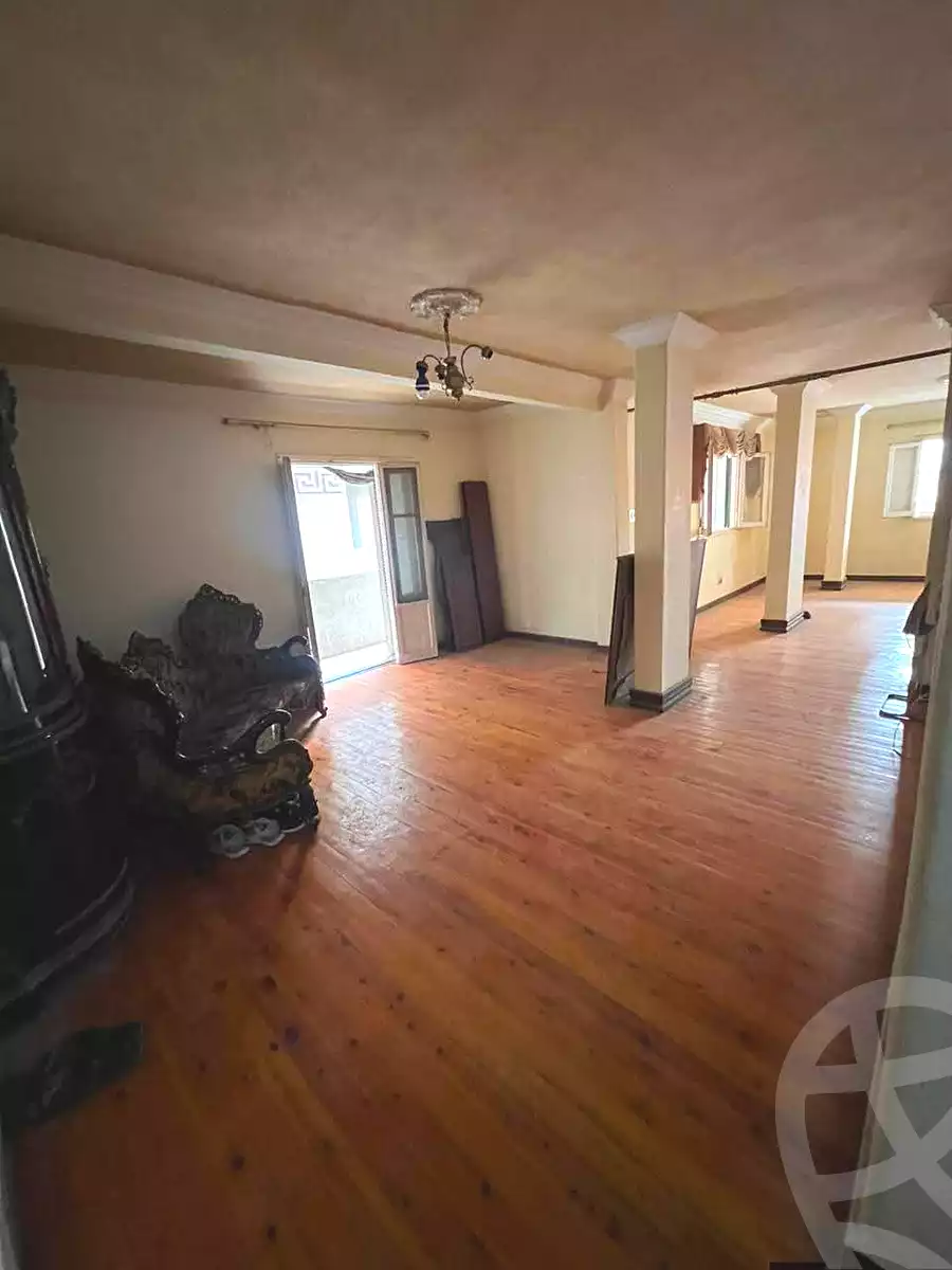 https://aqarmap.com.eg/ar/listing/6775258-for-sale-alexandria-ganaklis