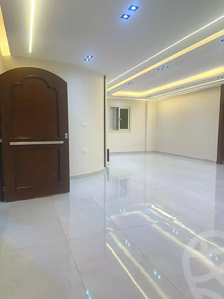 https://aqarmap.com.eg/ar/listing/6775558-for-sale-cairo-6th-of-october-el-ahyaa-neighborhood-4th-neighbourhood-2