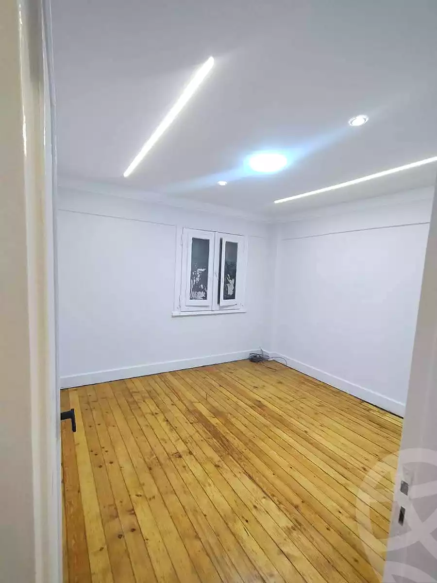 https://aqarmap.com.eg/ar/listing/6775601-for-sale-alexandria-lsywf-shamaa