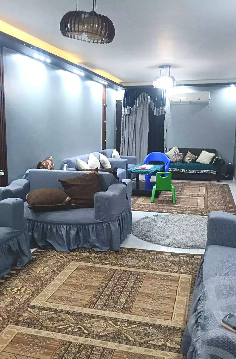 https://aqarmap.com.eg/ar/listing/6775660-for-sale-cairo-helwan-ahmed-enci-st