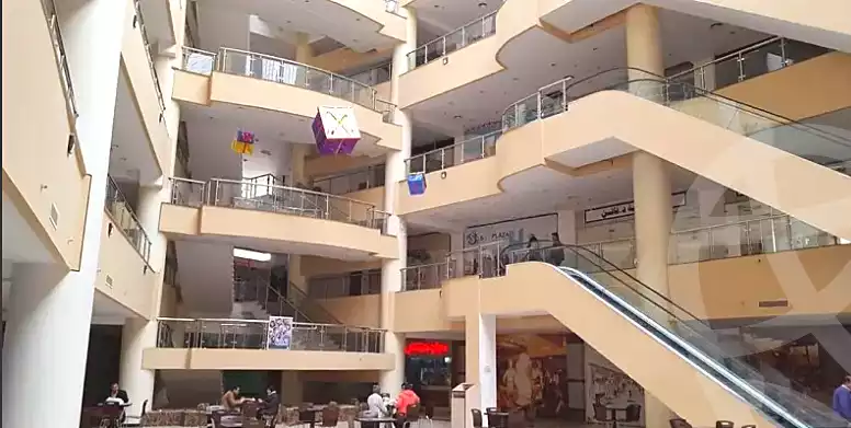 https://aqarmap.com.eg/ar/listing/6775816-for-sale-cairo-el-shorouk-compounds-sky-plaza-mall