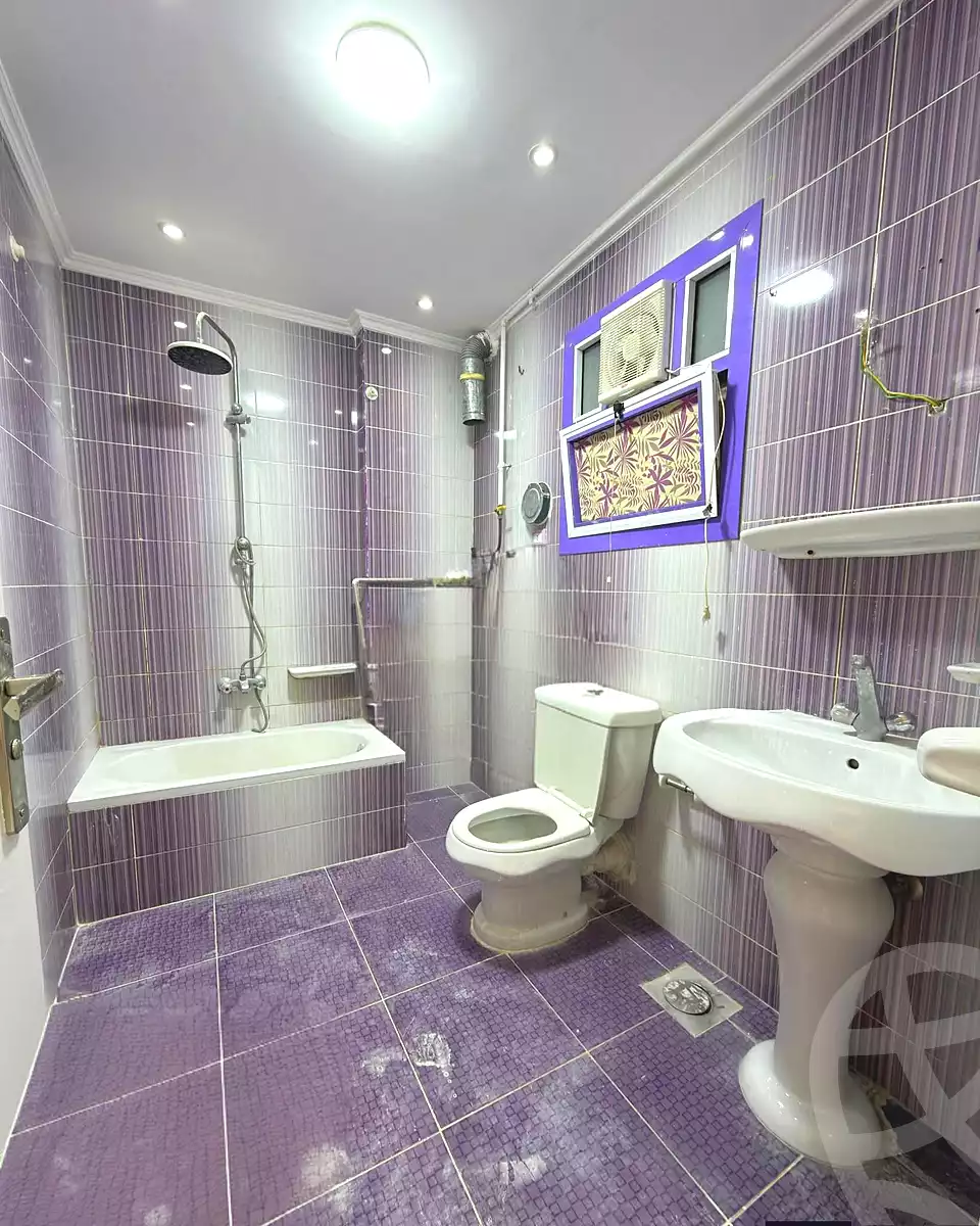 https://aqarmap.com.eg/en/listing/6776420-for-sale-alexandria-l-jmy-lbytsh-al-samalehy-1-st