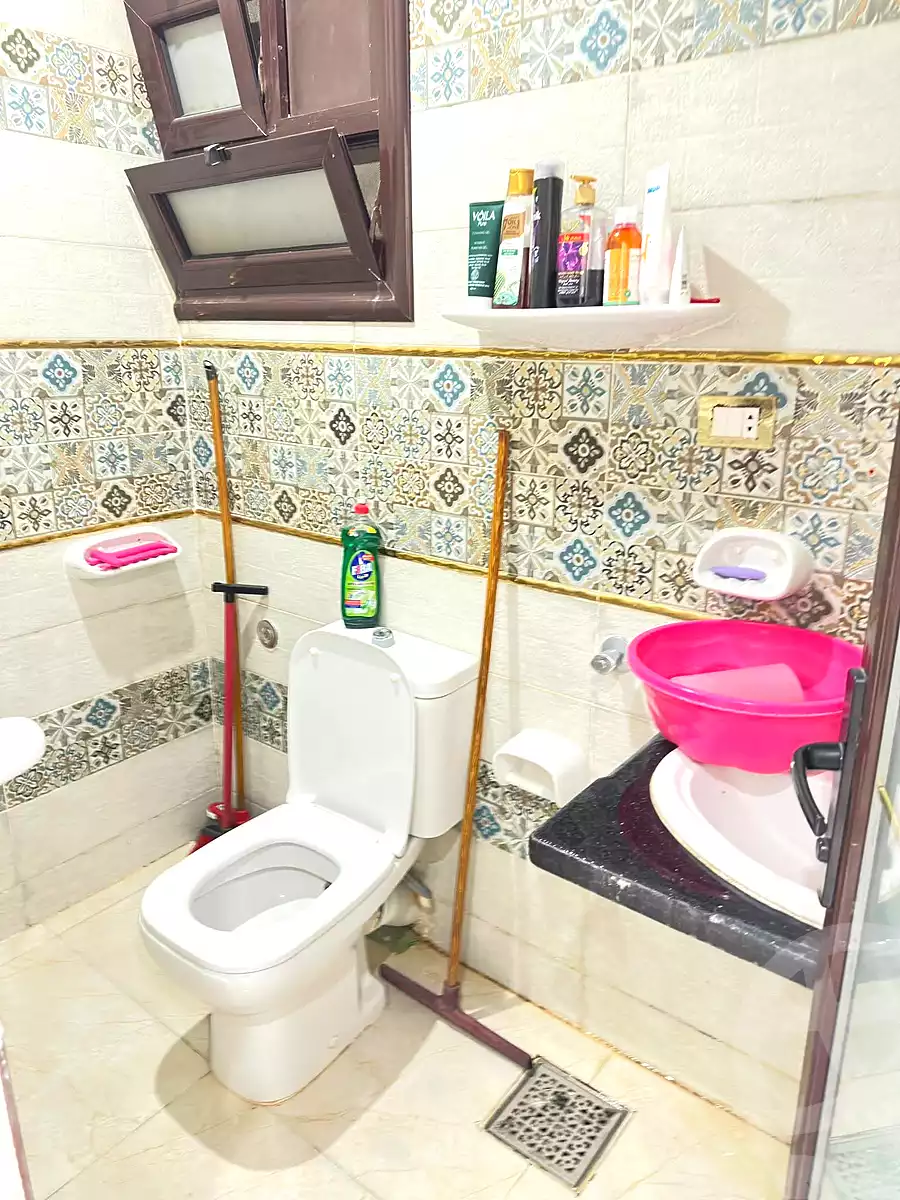 https://aqarmap.com.eg/ar/listing/6776447-for-sale-alexandria-l-jmy-lbytsh-bianchiii-el-arbaeen-st