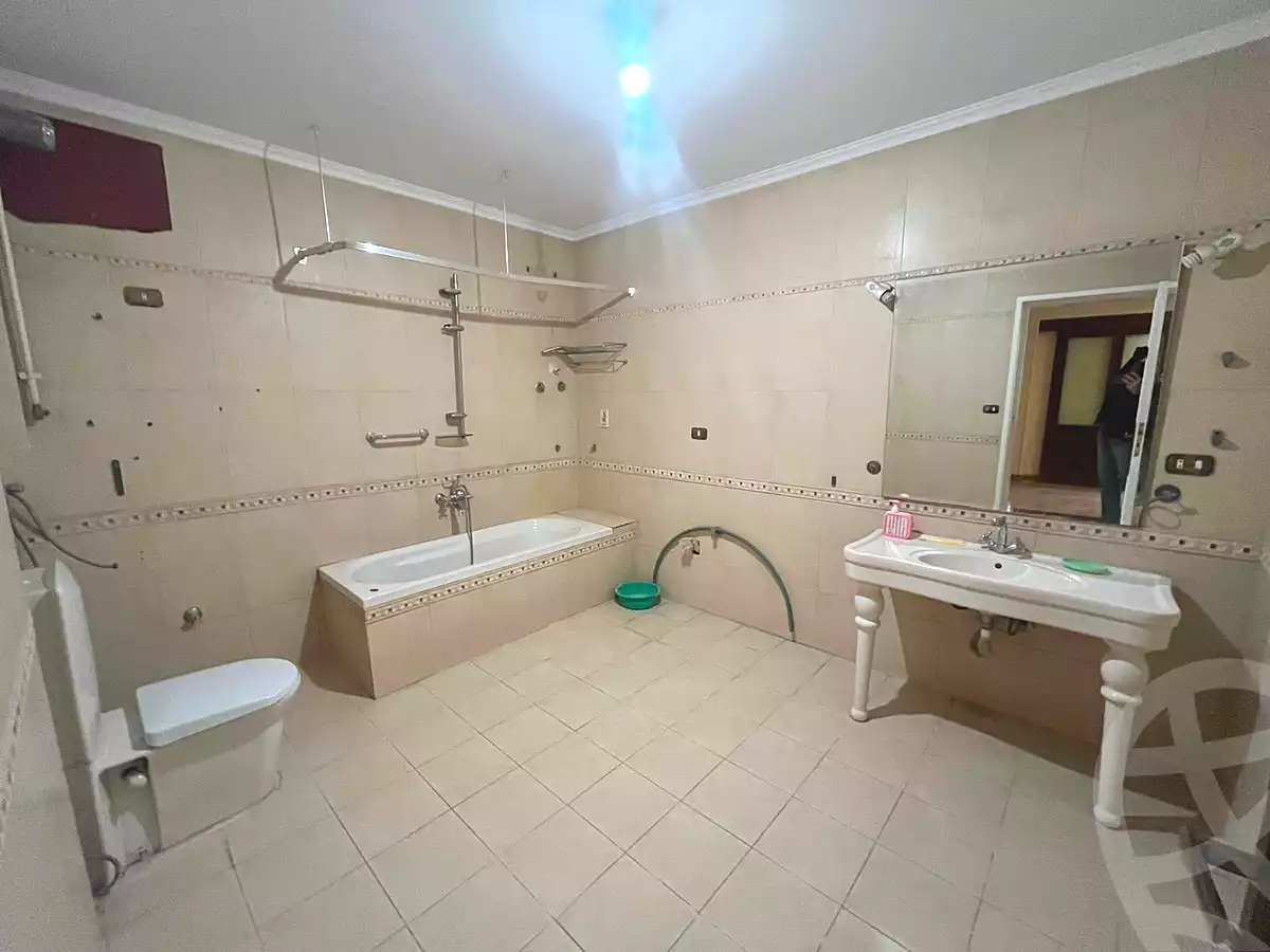 https://aqarmap.com.eg/ar/listing/6776691-for-rent-alexandria-ganaklis