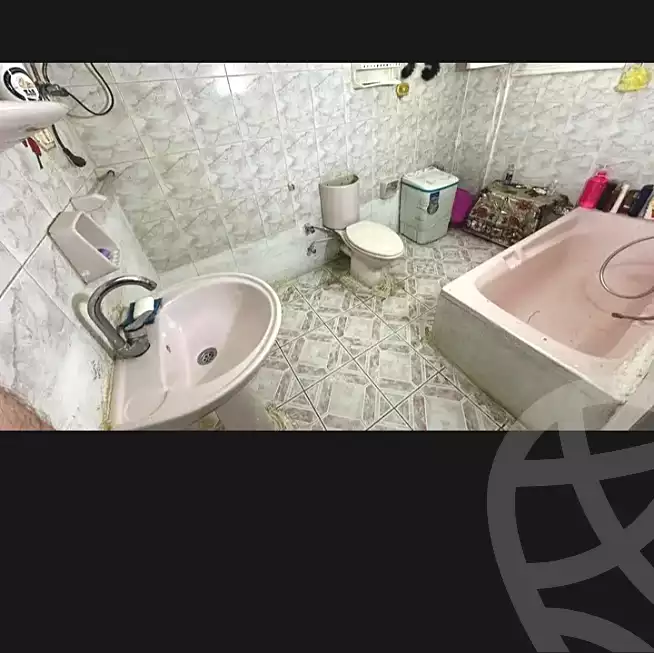 https://aqarmap.com.eg/en/listing/6776700-for-sale-alexandria-camp-cesar-al-anba-younis-st