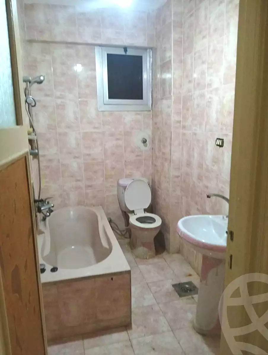 https://aqarmap.com.eg/ar/listing/6777076-for-sale-alexandria-l-jmy-el-hanouvel-gabir-hafez-st