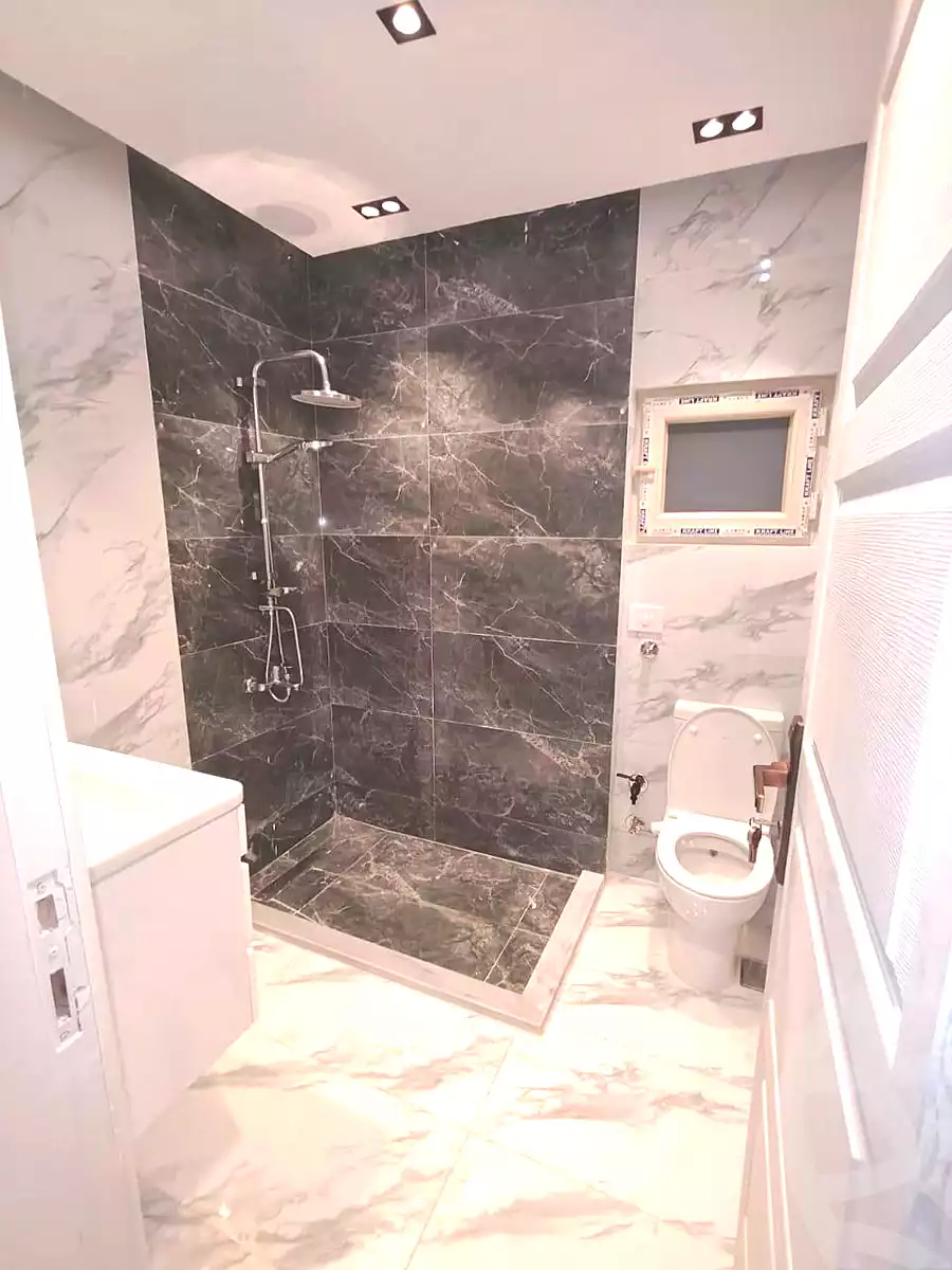 https://aqarmap.com.eg/ar/listing/6777134-for-rent-alexandria-lsywf-city-light-compound