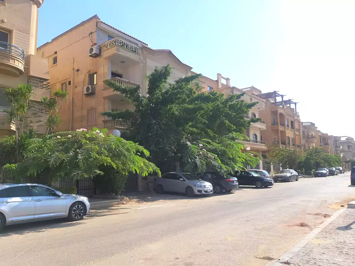 https://aqarmap.com.eg/ar/listing/6777654-for-sale-cairo-new-cairo-el-yassamin-el-yasmeen-6