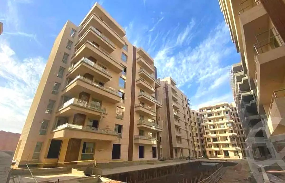 https://aqarmap.com.eg/en/listing/6777904-for-sale-cairo-new-administrative-capital-r8-de-joya-4-compound-taj-misr