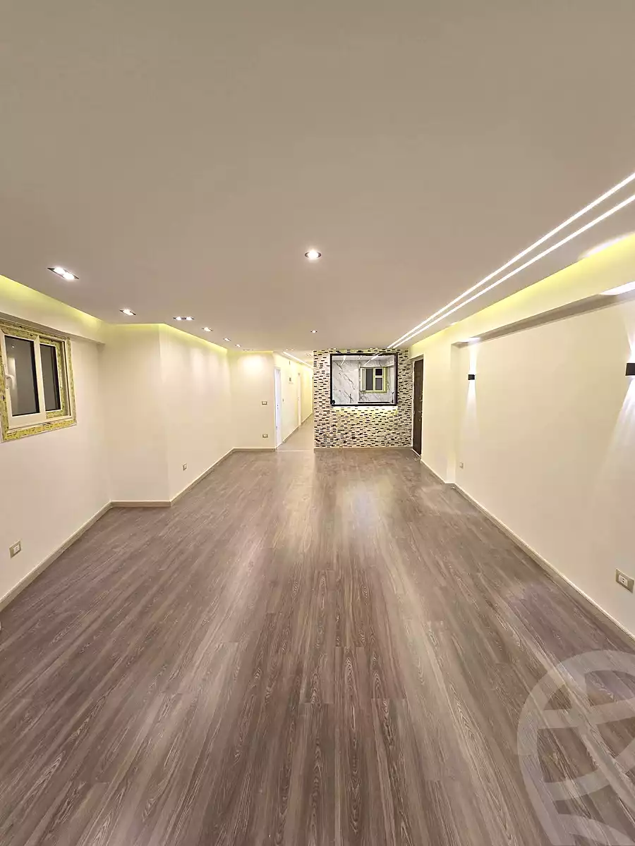 https://aqarmap.com.eg/ar/listing/6778016-for-sale-alexandria-miami-mahmoud-el-isawy-st