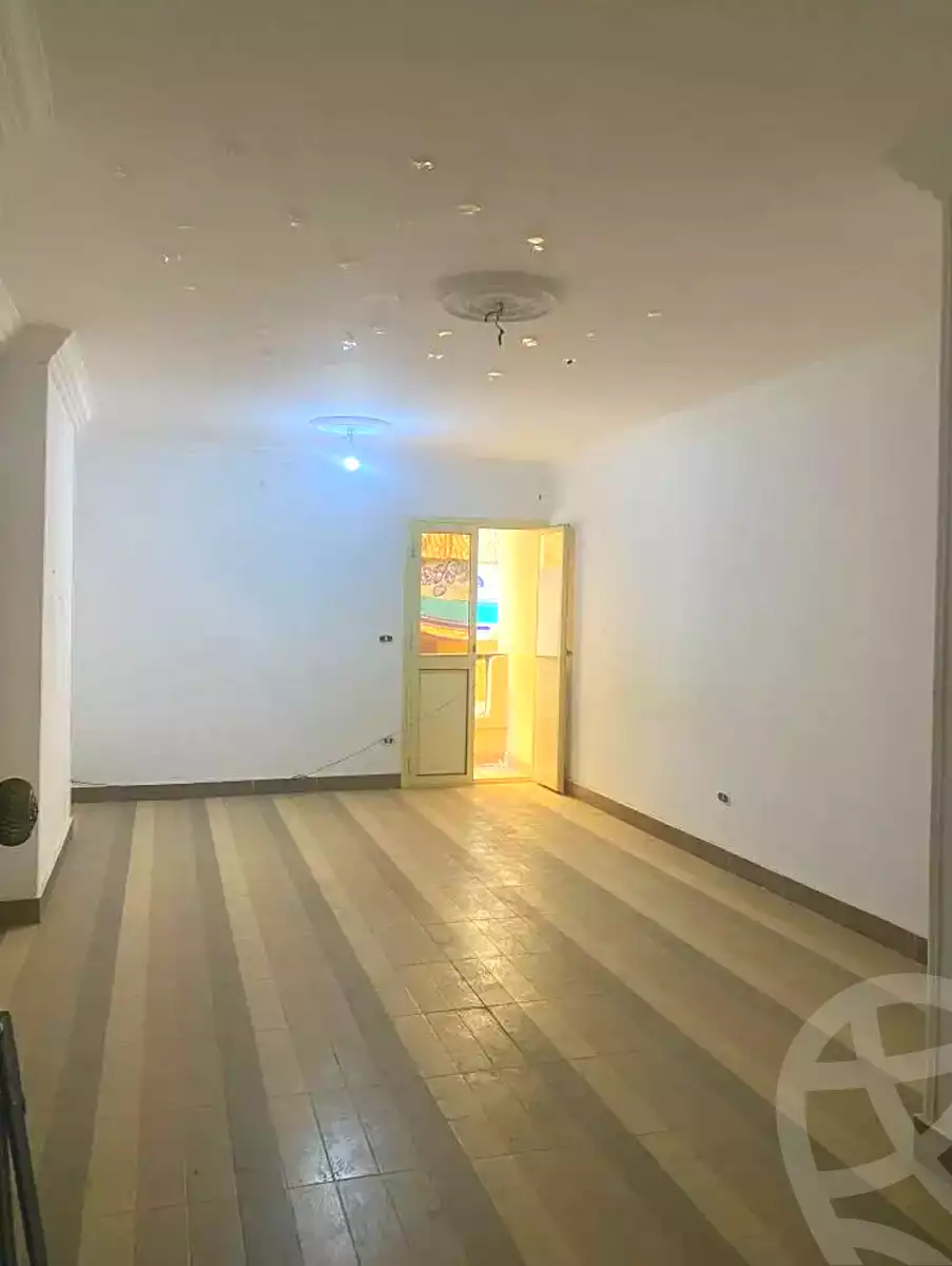 https://aqarmap.com.eg/ar/listing/6778574-for-sale-alexandria-ganaklis
