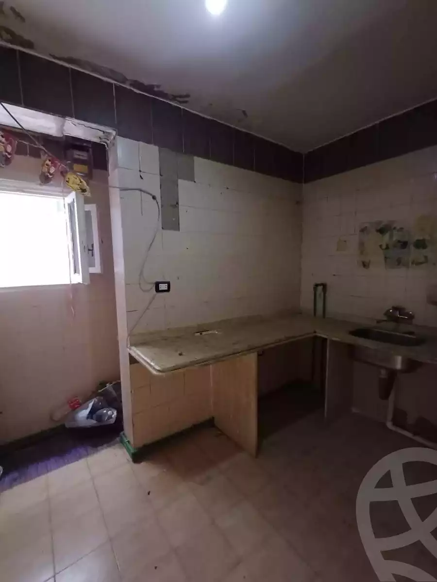 https://aqarmap.com.eg/ar/listing/6778760-for-sale-alexandria-l-jmy-lbytsh-el-hanafeya-st