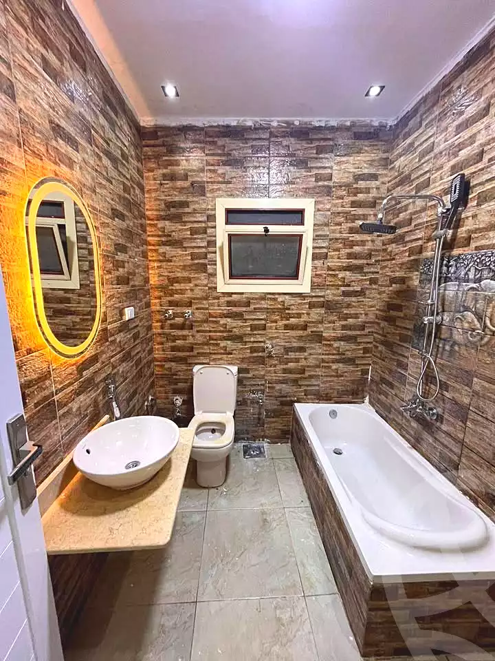 https://aqarmap.com.eg/en/listing/6779447-for-sale-alexandria-l-jmy-lbytsh-ibrahim-othman-st