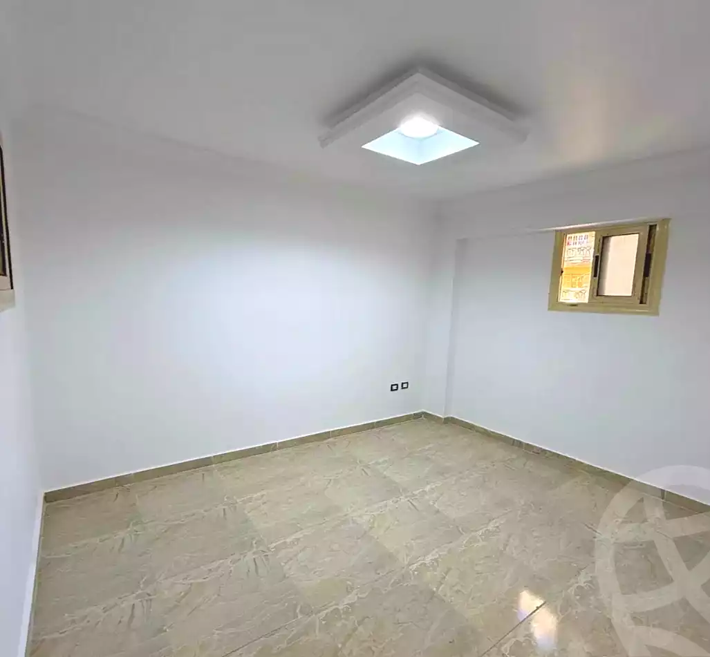 https://aqarmap.com.eg/ar/listing/6780092-for-sale-alexandria-el-asafra-shr-45