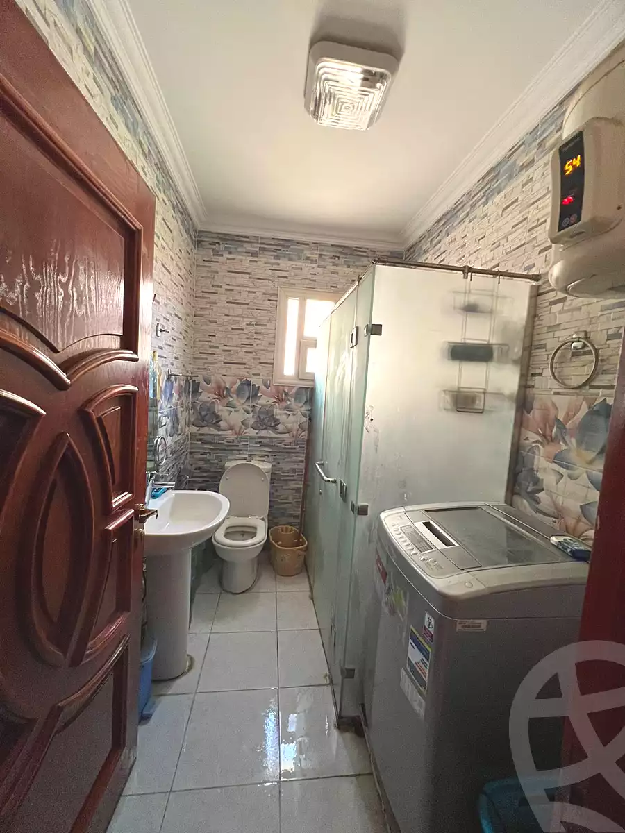 https://aqarmap.com.eg/ar/listing/6780264-for-sale-cairo-6th-of-october-el-ahyaa-neighborhood-3rd-al-hay-al-thalith-st