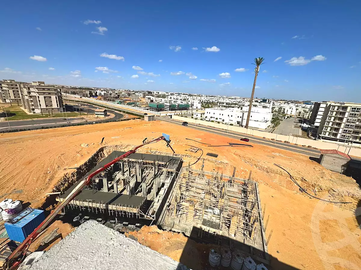 https://aqarmap.com.eg/ar/listing/6781070-for-sale-cairo-el-sheikh-zayed-city-bait-el-watan-phase-7-el-takmelya