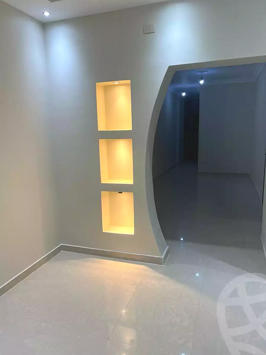 https://aqarmap.com.eg/ar/listing/6781218-for-rent-cairo-6th-of-october-el-hay-el-motamyz-fourth-touristic-village