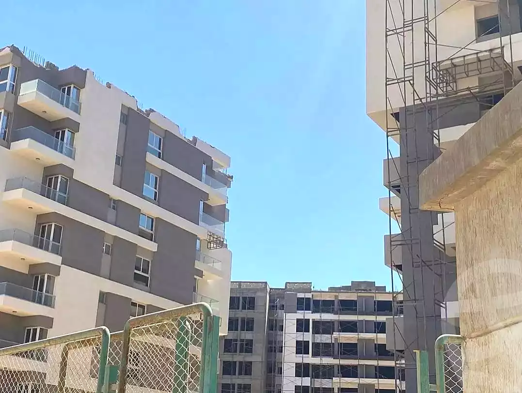 https://aqarmap.com.eg/en/listing/6781192-for-sale-cairo-new-administrative-capital-r7-syn-7