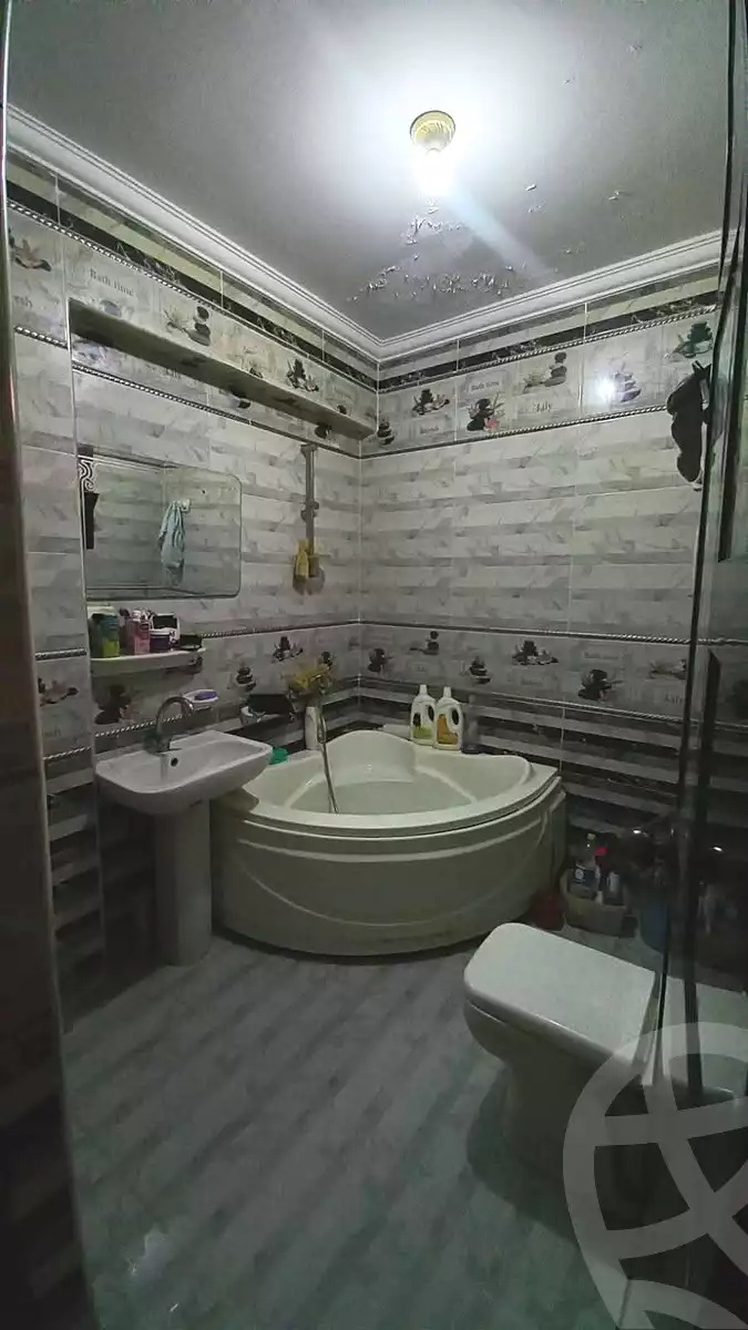 https://aqarmap.com.eg/ar/listing/6781359-for-sale-alexandria-l-jmy-el-hanouvel-radwan-st
