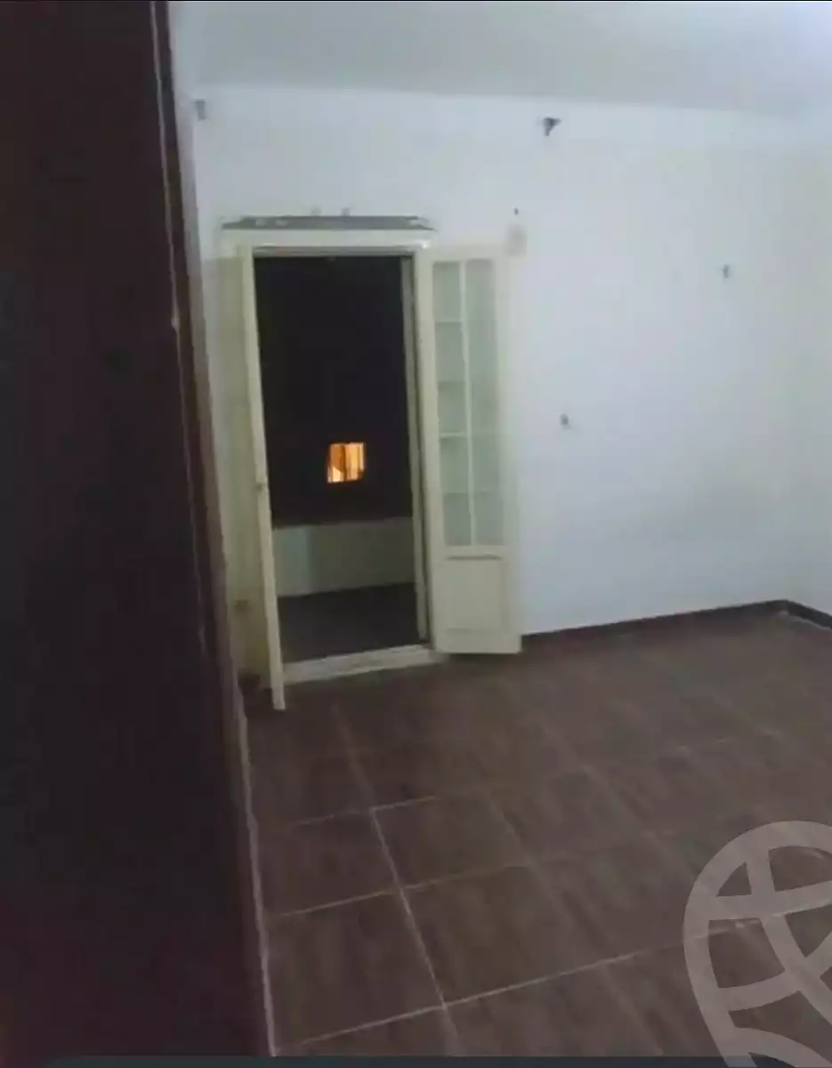 https://aqarmap.com.eg/ar/listing/6781571-for-sale-alexandria-sydy-bshr-sydy-bshr-bhry-shr-mhmwd-l-yswy