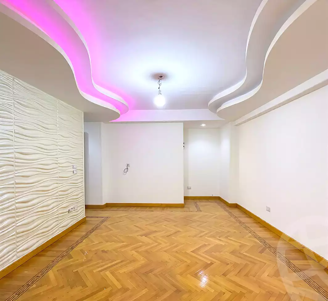 https://aqarmap.com.eg/en/listing/6781582-for-sale-alexandria-ganaklis