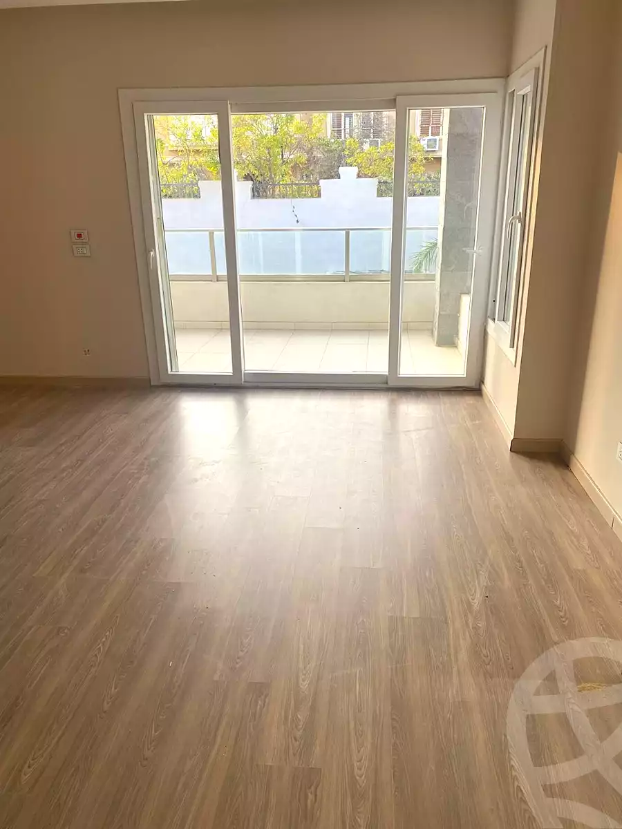 https://aqarmap.com.eg/en/listing/6782032-for-rent-cairo-el-sheikh-zayed-city-compounds-zayed-regency