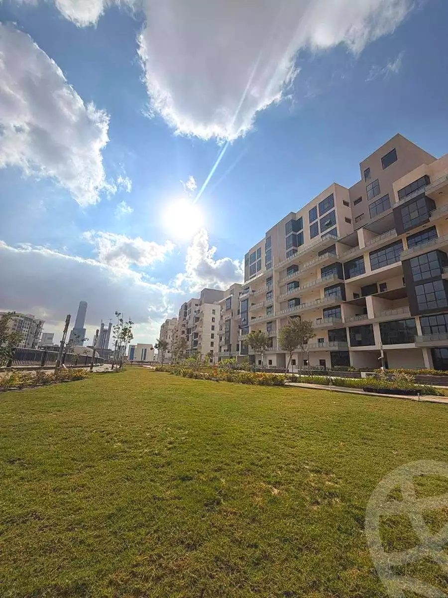 https://aqarmap.com.eg/ar/listing/6782688-for-sale-cairo-new-administrative-capital-r3-jade-park-compound-city-edge