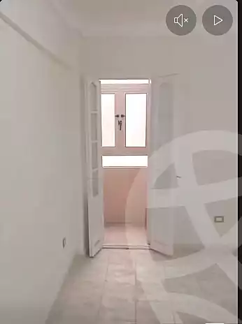 https://aqarmap.com.eg/ar/listing/6782711-for-sale-alexandria-sydy-bshr-sydy-bshr-bhry-el-fakharany-st