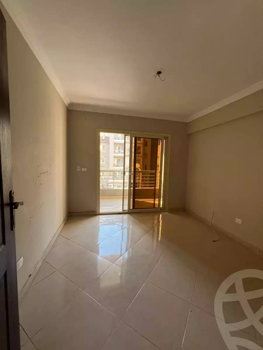 https://aqarmap.com.eg/en/listing/6782793-for-sale-cairo-el-sheikh-zayed-city-compounds-dr-msr