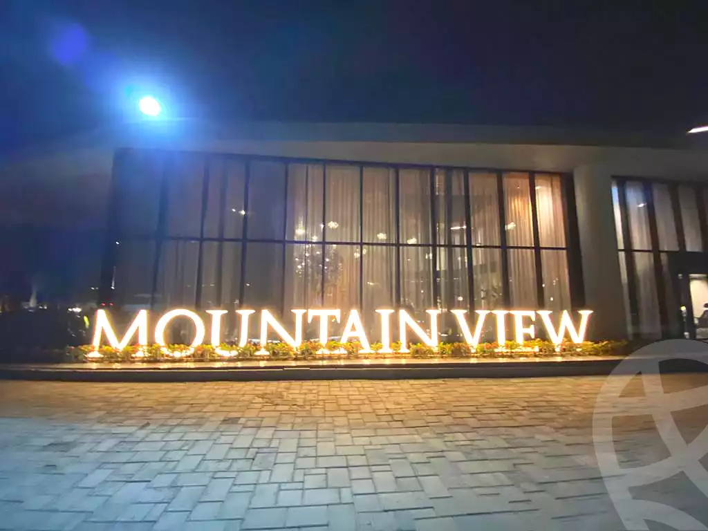 https://aqarmap.com.eg/en/listing/6782809-for-sale-cairo-new-cairo-compounds-mountain-view1-1-compound